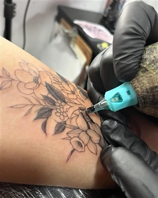 문신은 내 피부의 손길이나 땀을 느끼는 능력에 영향을 미칩니 까?
